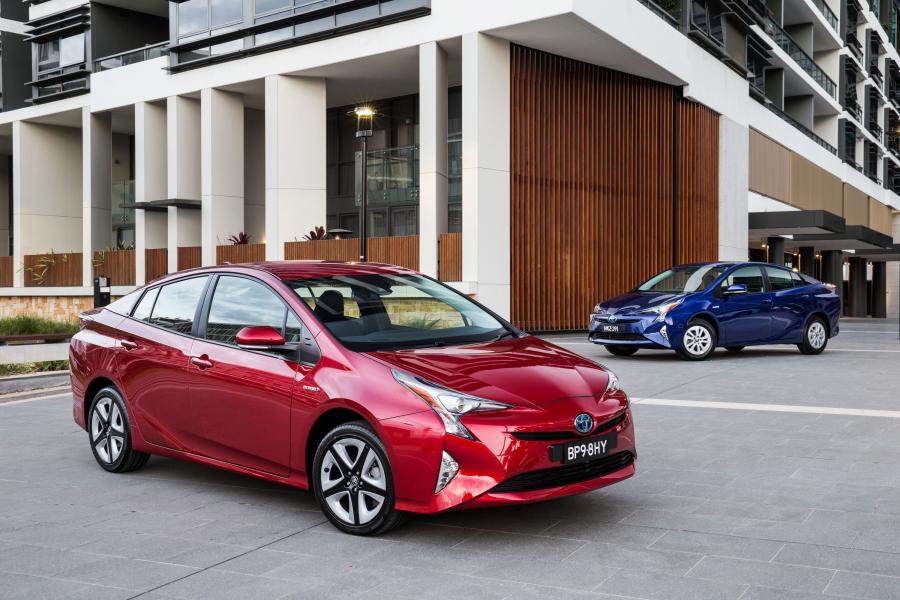  Toyota Prius 2016 года  (AU) (фото 6 из 31)
